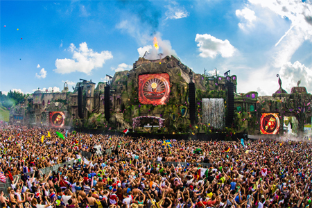 Tomorrowland-2013-5-thumb